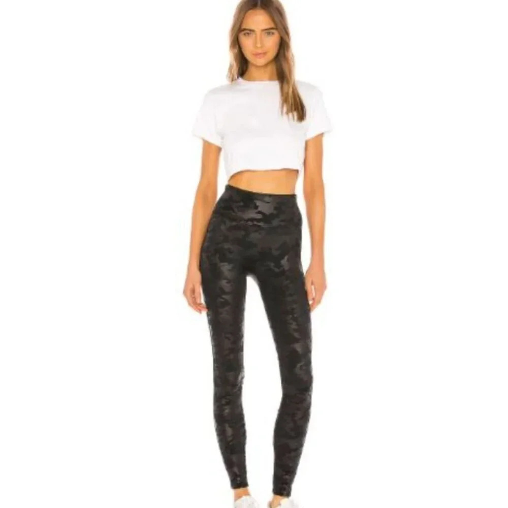 SPANX Faux Leather Camo Leggings-sz Medium
